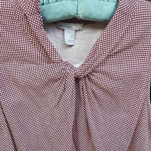 Old Navy, Size XS, Red Gingham Sleeveless Top - Picture 7 of 15